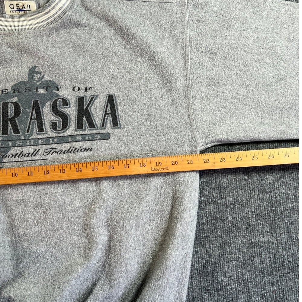 Vintage Nebraska Football Sweatshirt Mens Medium Gray Gear Sports Crewneck Logo - Picture 7 of 9